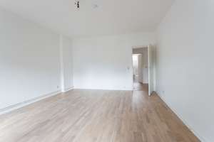 Attraktive 4-Zimmer Dachgeschosswohnung in Wiesbaden-Mitte – Die vollständige Adresse der Immobilie erhältst du vom Anbieter., 65183 Westend / Bleichstraße, Wiesbaden – Vorschaubild 7