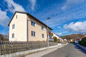 3 Zimmer, Garten, Stellplatz in Amberg-Raigering – Die vollständige Adresse der Immobilie erhältst du vom Anbieter., 92224 Raigering, Amberg – Vorschaubild 2