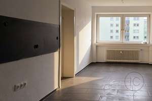 Gepflegte 3-Zimmer-Wohnung mit Balkon mit Blick ins Grüne – Die vollständige Adresse der Immobilie erhältst du vom Anbieter., 41179 Rheindahlen-Mitte, Mönchengladbach – Vorschaubild 3