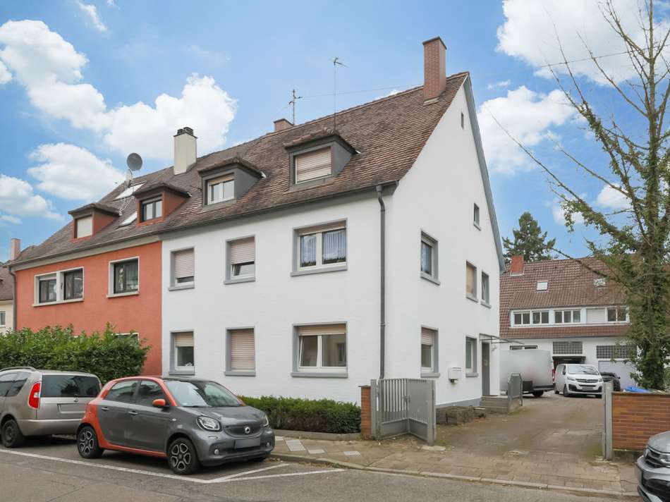 Straßenansicht
