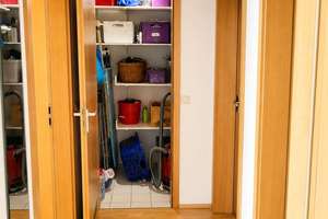 Attraktive 5-Zimmer-Wohnung in der Karlsruher Nordstadt - hell mit freiem Blick ins Grüne – Die vollständige Adresse der Immobilie erhältst du vom Anbieter., 76149 Nordstadt, Karlsruhe – Vorschaubild 18