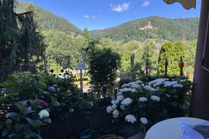 RESERVIERT: Bad Liebenzell: Vermietete 3,5 ZW mit tollem Blick auf die Burg – Die vollständige Adresse der Immobilie erhältst du vom Anbieter., 75378 Bad Liebenzell – Vorschaubild 2