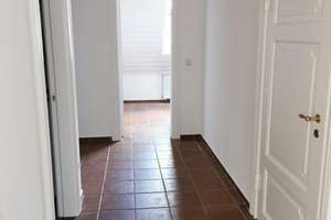 Schöne Dachgeschosswohnung mit Loggia in Lübeck Schönböcken – Die vollständige Adresse der Immobilie erhältst du vom Anbieter., 23556 Sankt Lorenz Nord, Lübeck – Vorschaubild 2