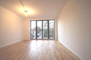 Zum Verkauf | 3-Zimmer im Spreequartier inkl. Stellplatz – Grün & urban, ca. 71 m², Balkon, Parkett – 12555 Köpenick, Berlin – Vorschaubild 4
