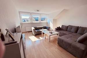 Klein, fein und mein: Traumhafte DG-Wohnung zum Verkaufen in Essen Borbeck – Die vollständige Adresse der Immobilie erhältst du vom Anbieter., 45355 Bochold, Essen – Vorschaubild 2