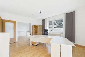 Bielefeld-Gellershagen: Bezugsfreies Dreifamilienhaus am Bultkamp Park | ca. 238 m² Wfl. | 3x Garage – Die vollständige Adresse der Immobilie erhältst du vom Anbieter., 33613 Schildesche, Bielefeld – Vorschaubild 12