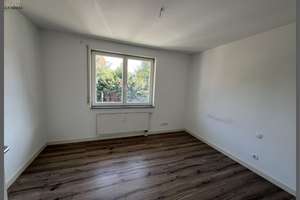 Wohnen mit Südbalkon in Stuttgart-Birkach – gepflegte 2-Zimmer-Wohnung mit Carport – Die vollständige Adresse der Immobilie erhältst du vom Anbieter., 70599 Birkach-Süd, Stuttgart – Vorschaubild 10