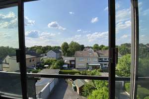 Helle 5-Zimmer-Maisonette mit Kamin, Wintergarten & 2,5 Bädern – Asternweg 1, 44869 Eppendorf, Bochum – Vorschaubild 2