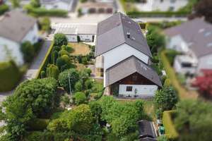 Ideal für 2 Familien, kurzfristig bezugsfrei: Doppelhaus mit großem Gartengrundstück in Gauting,  – Die vollständige Adresse der Immobilie erhältst du vom Anbieter., 82131 Gauting – Vorschaubild 4