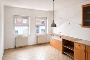 Helle 4-Zimmer-Wohnung mit großzügigem Grundriss in Oberhausen-Lirich – Die vollständige Adresse der Immobilie erhältst du vom Anbieter., 46049 Lirich-Nord, Oberhausen – Vorschaubild 2
