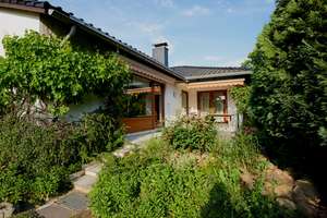 Großzügiger Bungalow inkl. Potenzial einer Einliegerwohnung in Fallersleben – Die vollständige Adresse der Immobilie erhältst du vom Anbieter., 38442 Fallersleben, Wolfsburg – Vorschaubild 2