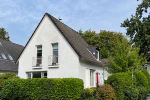 Liebevoll hergerichtetes Einfamilienhaus - Einziehen und Wohlfühlen – 22587 Blankenese, Hamburg – Vorschaubild 2