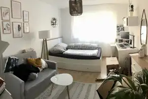 Helle 1,5-Zi.-Wohnung mit Balkon - nähe Stadtpark – Nürnberg – Vorschaubild 1