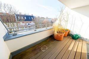 Einzigartiges Dachgeschoss in Berlin – Wohnen mit Potenzial – Die vollständige Adresse der Immobilie erhältst du vom Anbieter., 10715 Wilmersdorf, Berlin – Vorschaubild 10
