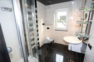 Beeindruckend vielfältig - EFH in Gifhorn-Süd - Wintergarten - Garage - Pool - EBK - Sauna etc. – Die vollständige Adresse der Immobilie erhältst du vom Anbieter., 38518 Gifhorn – Vorschaubild 19