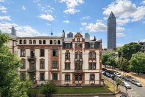 Voll möblierte Altbauwohnung mit Galerie und Balkon in begehrter Westend-Lage – Die vollständige Adresse der Immobilie erhältst du vom Anbieter., 60325 Westend-Süd, Frankfurt am Main – Vorschaubild 11