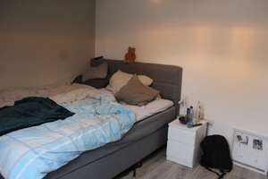 Geräumige 3ZKB Dachgeschosswohnung inkl. Einbauküche und Gartenmitbenutzung – Scheidter Straße 82, 66125 Dudweiler (Ortsteil), Saarbrücken – Vorschaubild 5