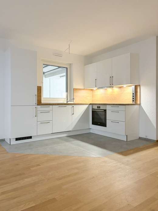 2 Zimmerwohnung mit EBK