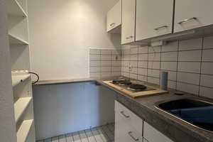 Schöne 2 Zimmer Wohnung mit 2 Balkonen und EBK – Tersteegenstr. 61, 40474 Düsseldorf – Vorschaubild 3