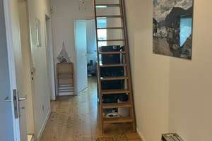 ***GROSSZÜGIGE DACHGESCHOSS-WOHNUNG  IN GEFRAGTER ZOOLAGE***