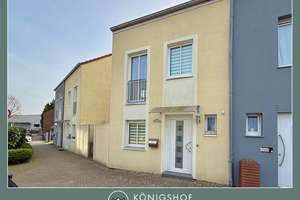 Urban living: Reihenhaus mit Garage in gut angebundener Lage