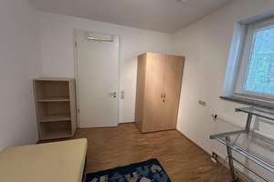 Seniorengerechte 3 Zimmer Wohnung mit Einbauküche in Neu-Ulm

 – Die vollständige Adresse der Immobilie erhältst du vom Anbieter., 89233 Neu-Ulm – Vorschaubild 4
