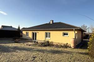 Wohlfühlen auf einer Ebene 
Massivbungalow mit Carport,
Fußbodenheizung + Kamin
in Wolfen OT Reud – Torfweg 15, 6766 Bitterfeld-Wolfen – Vorschaubild 32