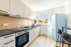 Neu renoviert, toll möbliert, 2-Zimmer mit SW-Balkon, Tageslichtbad und Fernblick! – Gasteiner Straße 15, 1279 Laubegast, Dresden – Vorschaubild 13
