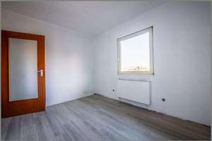 Einfamilienhaus in ruhiger Wohnlage mit Garten, Balkon, Terrasse und schöner Aussicht – Die vollständige Adresse der Immobilie erhältst du vom Anbieter., 77886 Lauf – Vorschaubild 11