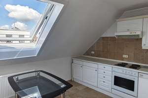 Lichtdurchflutete Dachgeschoss-Maisonette-Wohnung im Östlichen Ringgebiet - provisions- & bezugsfrei – Kastanienallee 60, 38102 Östliches Ringgebiet, Braunschweig – Vorschaubild 2