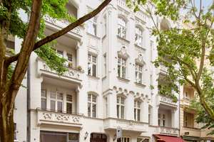 Großzügige 2-Zimmer-Dachgeschosswohnung mit Terrasse in Top-Lage nahe Ludwigkirchplatz