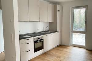Mit Chick & Charme das Wohnen genießen: 2 Zimmer & Einbauküche, Glaswand-Loggia, Tageslichtbad – Hildesheimer Straße 452, 30519 Wülfel, Hannover – Vorschaubild 10