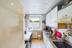 Helle 3 Zi. Wohnung mit Balkon und Garage – Hannover – Vorschaubild 11