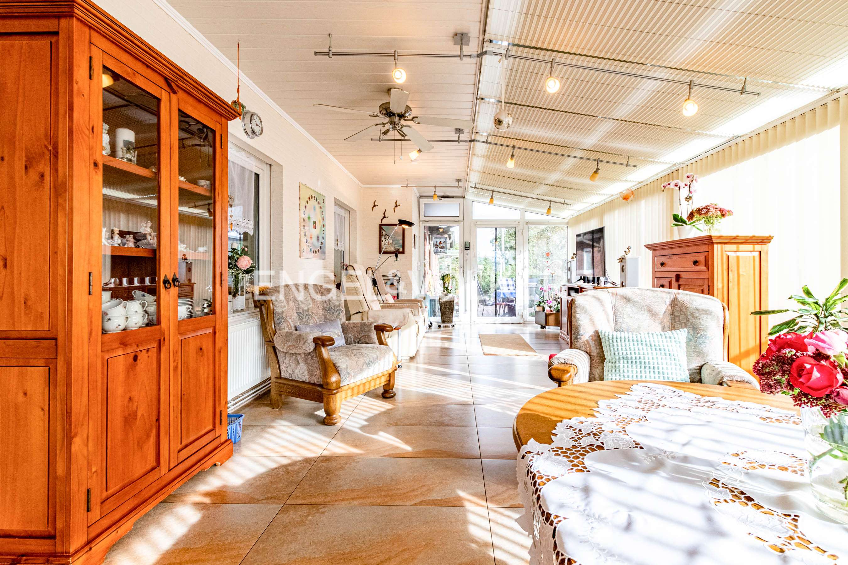 Immobilie in Rhauderfehn - Gepflegtes 3-Parteienhaus zur vielseitigen Nutzung in bevorzugter Lage! - Bild 4