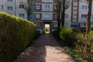 Wohnen im Grünen – helle 3-Zimmer-Wohnung mit guter Verkehrsanbindung und Stellplatz – Die vollständige Adresse der Immobilie erhältst du vom Anbieter., 12627 Hellersdorf, Berlin – Vorschaubild 14