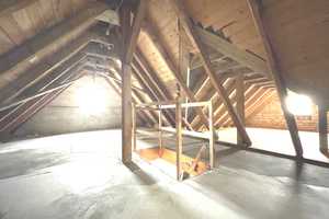 Wohnen am Feld: Gepflegtes Wohnhaus mit 8 Zimmern in ruhiger Feldrandlage – Hannover (Kreis) – Vorschaubild 10