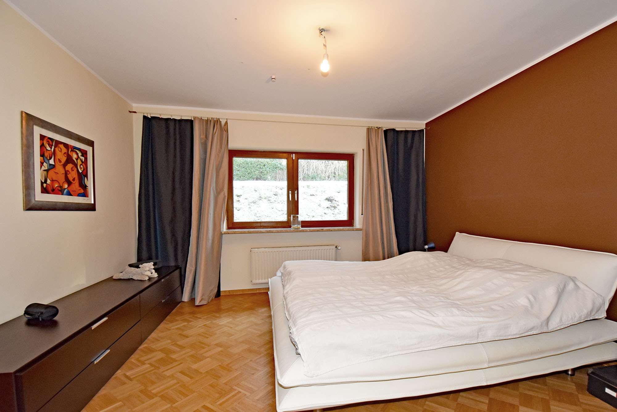 Immobilie in Aumühle - Naturnahes Raumwunder mit vielen Optionen:  Gepflegtes EFH mit Teilkeller und Doppelgarage - Bild 10