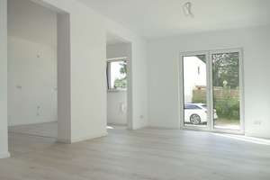 Erdwärme-Heizung!  KfW 40 Einzugsfertiges Townhouse mit Dachterrasse  am Stadtpark - Erstbezug – Die vollständige Adresse der Immobilie erhältst du vom Anbieter., 9120 Helbersdorf, Chemnitz – Vorschaubild 2