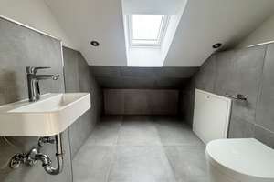Gostenhof! Helle chice u. moderne 2-Zi.-Maisonette-Whg. 70 m²,weiße Einbauküche, Klima,4.OG m.Aufzug – Die vollständige Adresse der Immobilie erhältst du vom Anbieter., 90429 Bärenschanze, Nürnberg – Vorschaubild 12