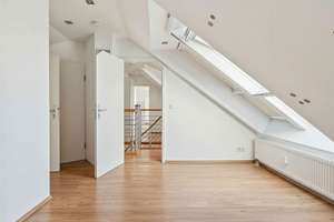 5-Zimmer-Penthouse-Maisonette direkt am Tegeler Forst mit zwei Dachterrassen, Küche & Stellplätze – Die vollständige Adresse der Immobilie erhältst du vom Anbieter., 13465 Frohnau, Berlin – Vorschaubild 21