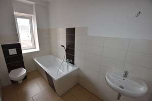 Helle 2 Raum DG Wohnung mit moderner EBK – Rudolf-Breitscheid-Straße 19, 38820 Halberstadt – Vorschaubild 5