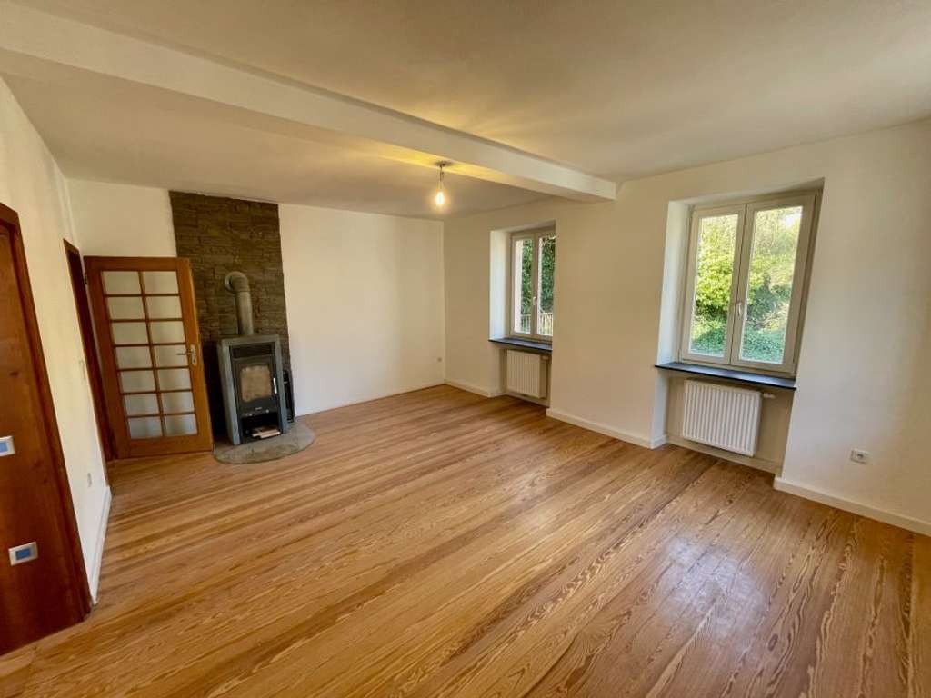 Immobilie in Frankeneck - Provisionsfrei* Wunderschöne, komplett renovierte 140qm Altbauwohnung nahe Neustadt  mit großem Gart - Bild 2