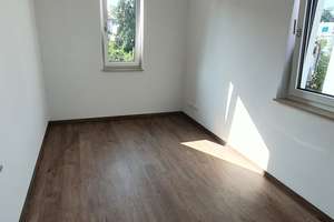 Schöne Doppelhaushälfte mit vier Zimmern in Bohnsdorf (Treptow), Berlin – Die vollständige Adresse der Immobilie erhältst du vom Anbieter., 12526 Bohnsdorf, Berlin – Vorschaubild 12