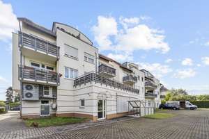 Helle 3-Zimmer-Wohnung mit großzügiger Dachterrasse in Leipzig-Knautkleeberg – Die vollständige Adresse der Immobilie erhältst du vom Anbieter., 4249 Knautkleeberg-Knauthain, Leipzig – Vorschaubild 1