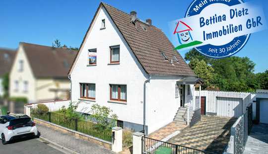 Bild von DIETZ: Modernisierungsbedürftiges Einfamilienhaus mit Garten in direkter Feldrandlage von Rollwald!
