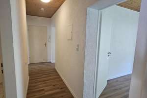 Gut geschnittene und sanierte Drei-Zimmerwohnung im EG – Hauptstraße 73, 55246 Mainz-Kostheim, Wiesbaden – Vorschaubild 8