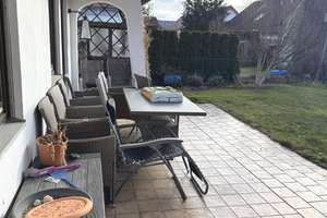 Gepflegtes Haus 2-Familienhaus! Zwei abgeschlossene Wohnungen, Garage und Stellplätze! – Die vollständige Adresse der Immobilie erhältst du vom Anbieter., 86825 Bad Wörishofen – Vorschaubild 2
