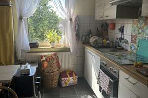 Schöne 2,5 Zimmer Wohnung mit neuem Badezimmer mit Badewanne und Fenster – Eschenstr 121a, 47055 Wanheimerort, Duisburg – Vorschaubild 5