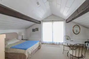 Neue Luftwärmepumpe und überwiegend Fußbodenheizung - Exklusives Architektenhaus mit Traumgarten! – Rosenheim (Kreis) – Vorschaubild 10