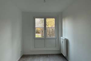 Ruhig wohnen, stadtnah leben - Gemütliche seniorenfreundliche Wohnung mit Terrasse! – Rosenthaler Weg 24, 13127 Französisch Buchholz, Berlin – Vorschaubild 3
